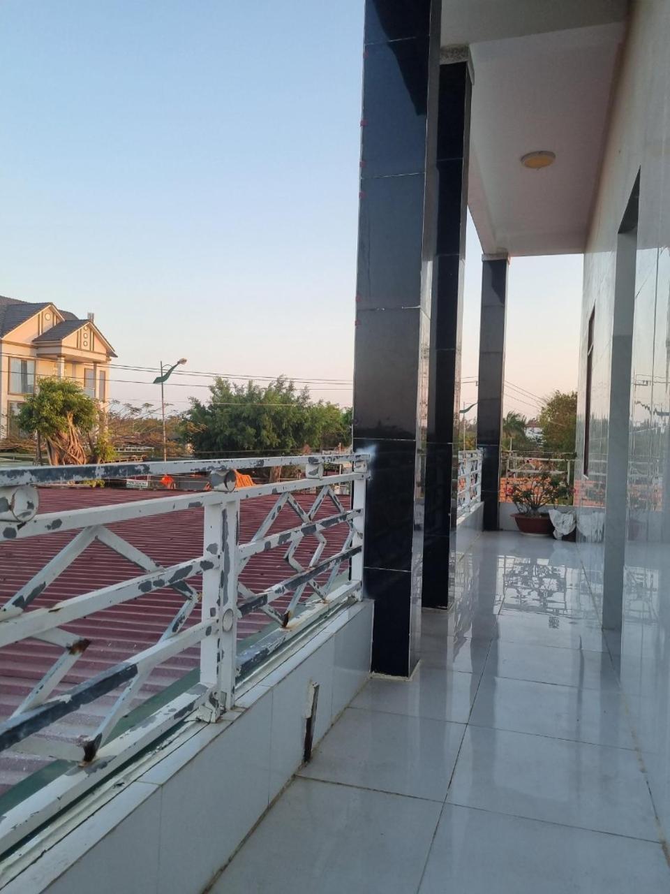 Hotel Khach San Ngoc Quynh La Gi Zewnętrze zdjęcie